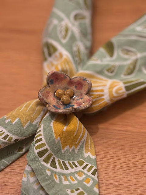 Pasapañuelo - Peach Confetti Bloom